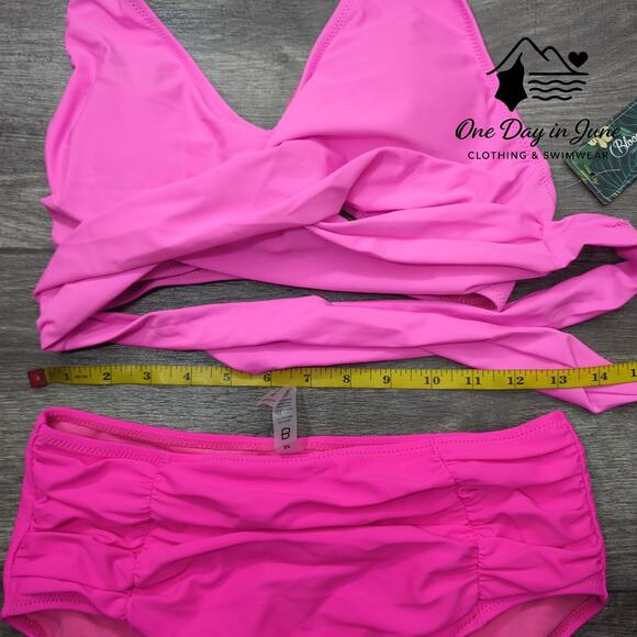 Blooming Jelly Halter Cross Front Wrap Ruched Bikini Swimsuit Size M - Picture 5 of 6